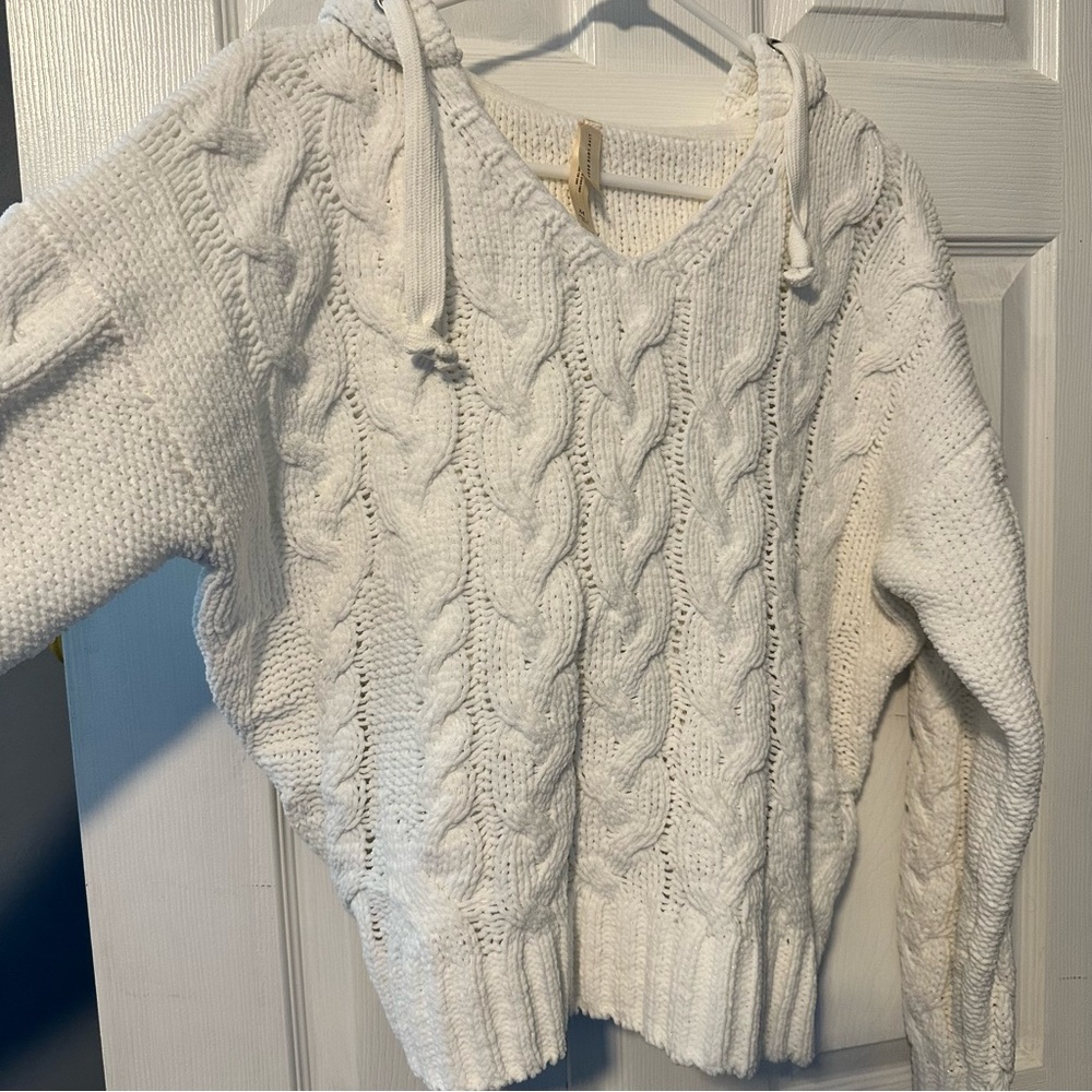 Cropped sweater